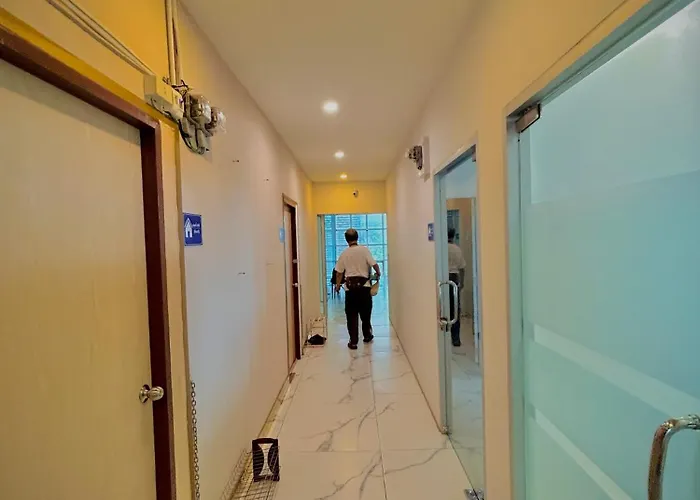 Private Budget For Backpackers Near Mrt Si Kritha * Bangkok