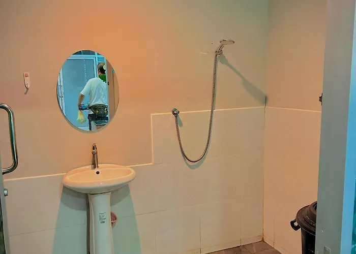 Private Budget For Backpackers Near Mrt Si Kritha Apartment